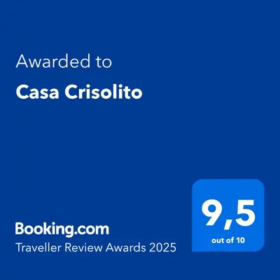a blue screen with the text awarded to csa crisisitution at Casa Crisolito in Merlo